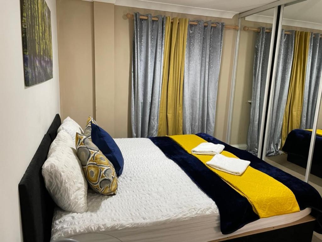 2 Bedrooms Modern Central London Apartment, Full Kitchen, 5 Minutes Tube Station Eksteriør bilde